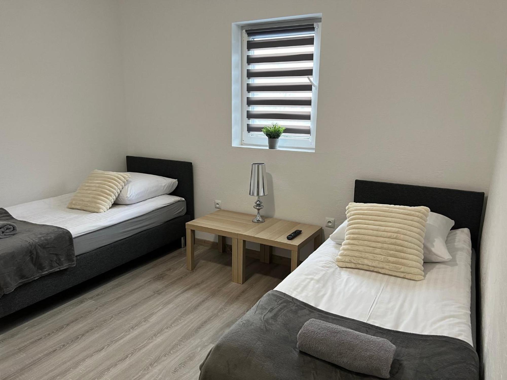 Hostel Adabet Кемпно Екстер'єр фото